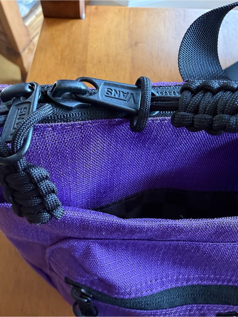 Vans Purple Crossbody Bag with Front Zip Pocket with bag accessorie - Picture 7 of 9
